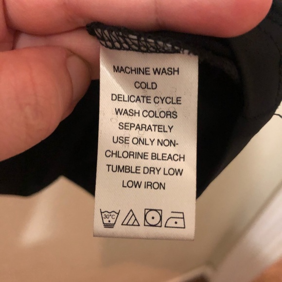 ✨ Chadwicks black dress tee - Picture 4 of 4